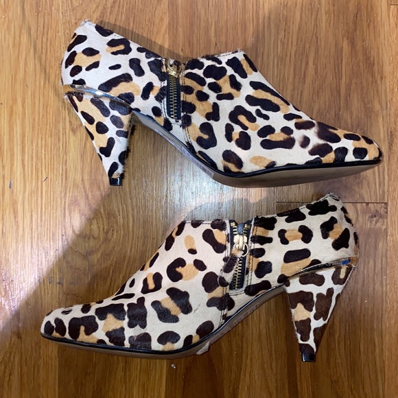 Topshop Jaques Pony Hair Leopard Ankle Bootie Heels - Picture 1 of 10